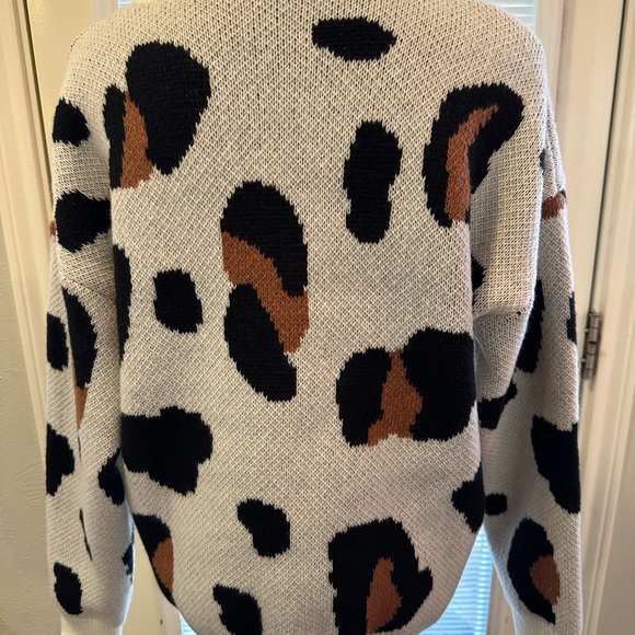 🐆Animal Print Sweater - Picture 5 of 8